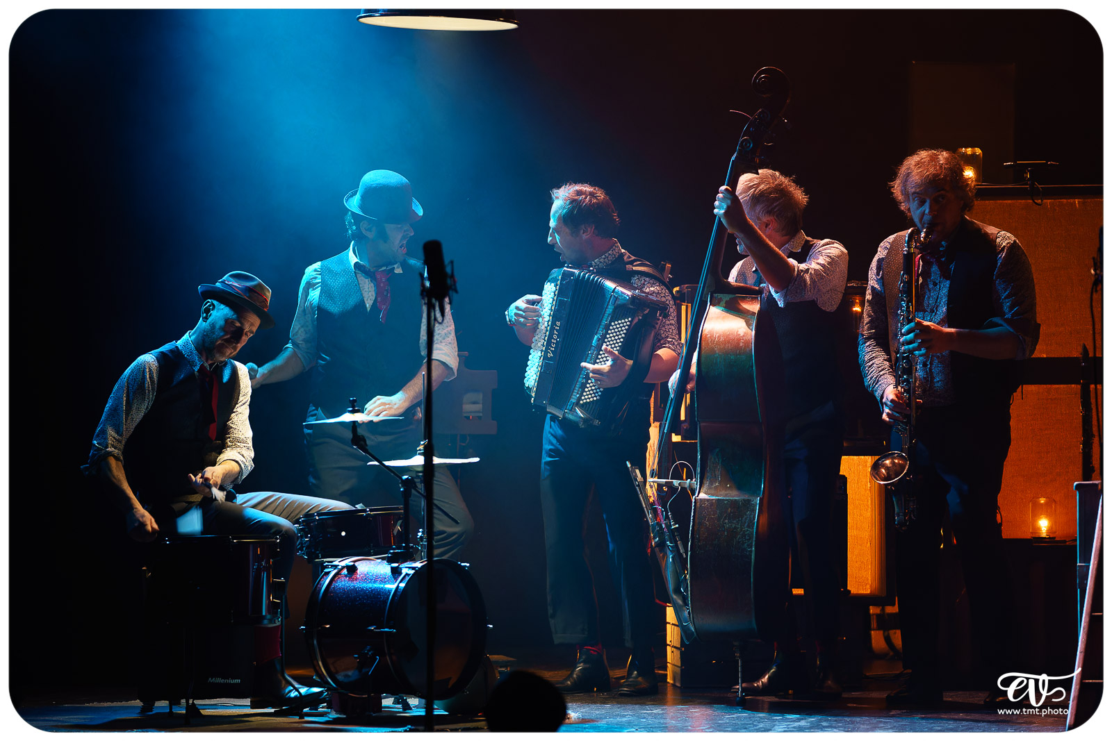 NOS COURSES FOLLES - LES FOUTEURS DE JOIE